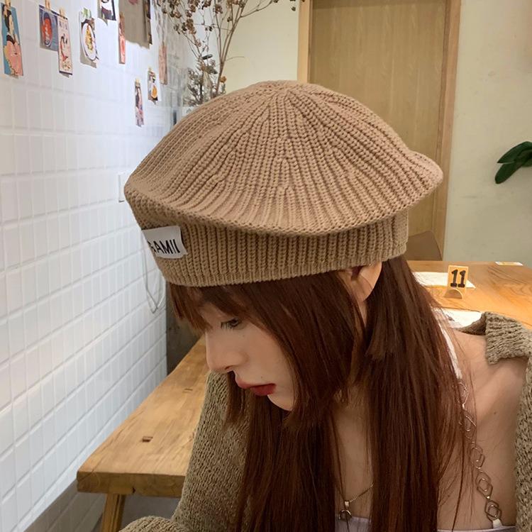 Trendy Korean Style Pink Knit Wool Beret: Women's Autumn/Winter Versatile, Face-Slimming Painter Hat