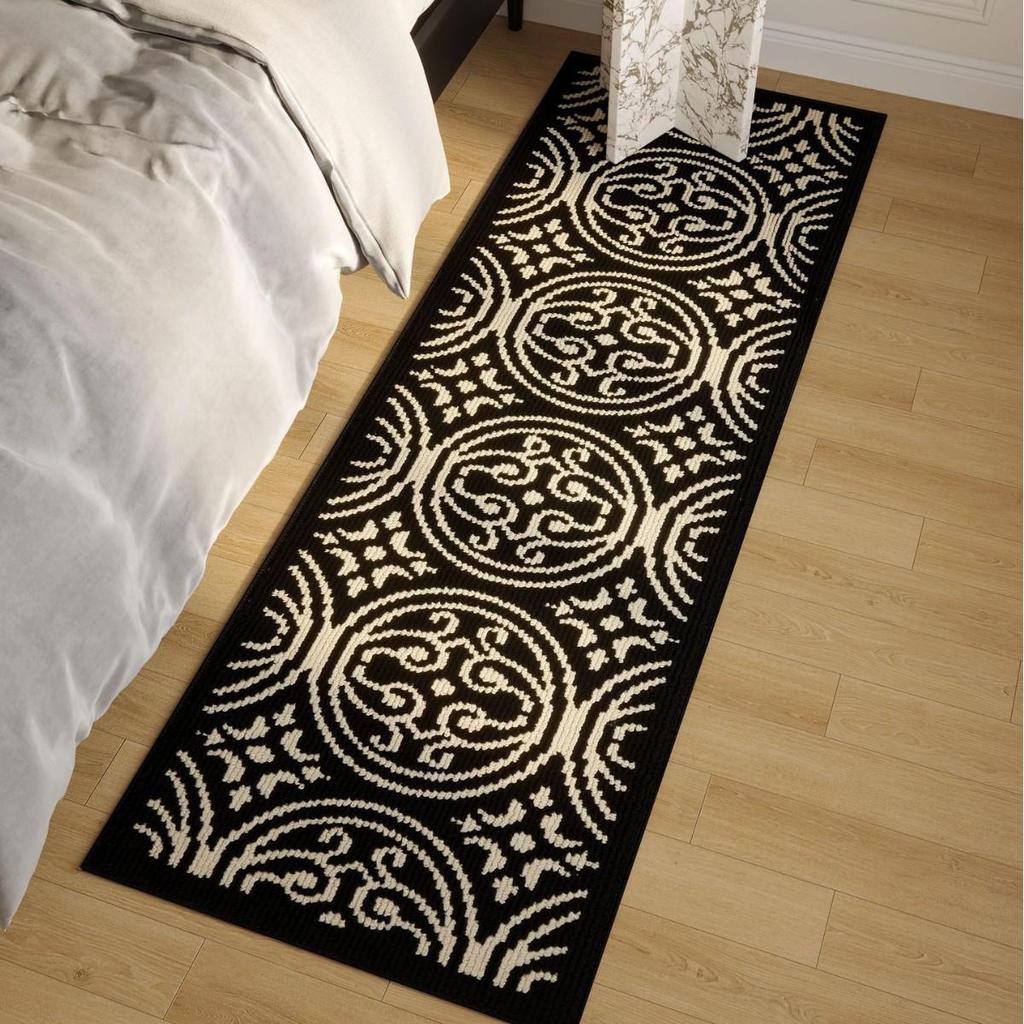 Comfortable, Non-Slip, Stain-Resistant Kitchen & Bedside Floor Mat: Water-Absorbent, Easy-Clean, Formaldehyde-Free