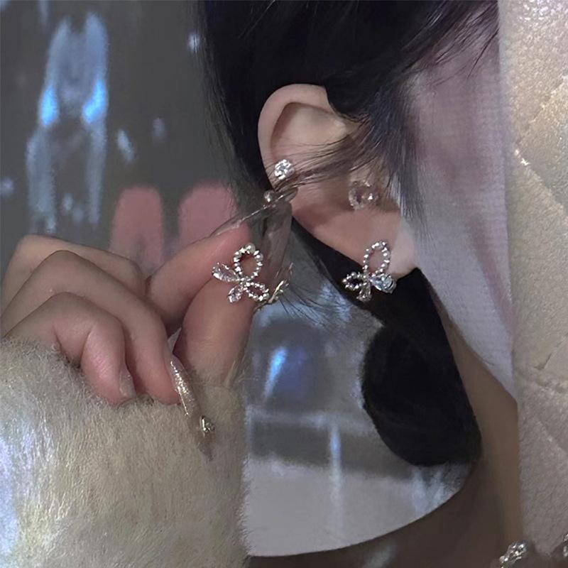 

Элегантные роскошные серьги-пусеты с цирконом в виде бабочки - Чистое желание, милый стиль для женщин