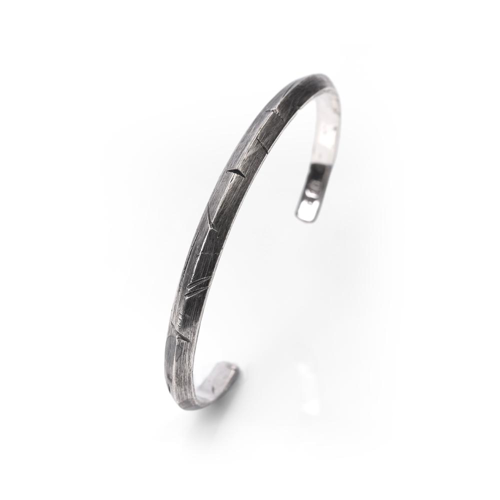 Agroundring Triangle Bangle