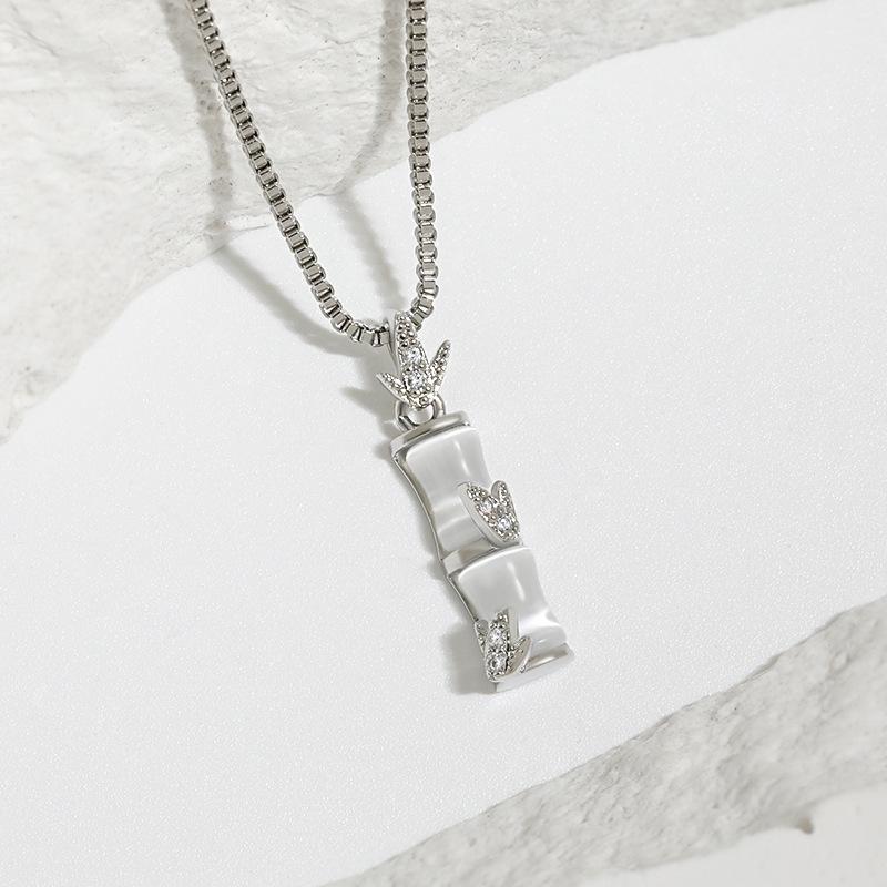 

Ожерелье-цепочка с подвеской из белого нефрита и костного бамбука в корейском стиле, летнее, универсальное, небольшое и популярное, с холодным эффектом, в стиле INS