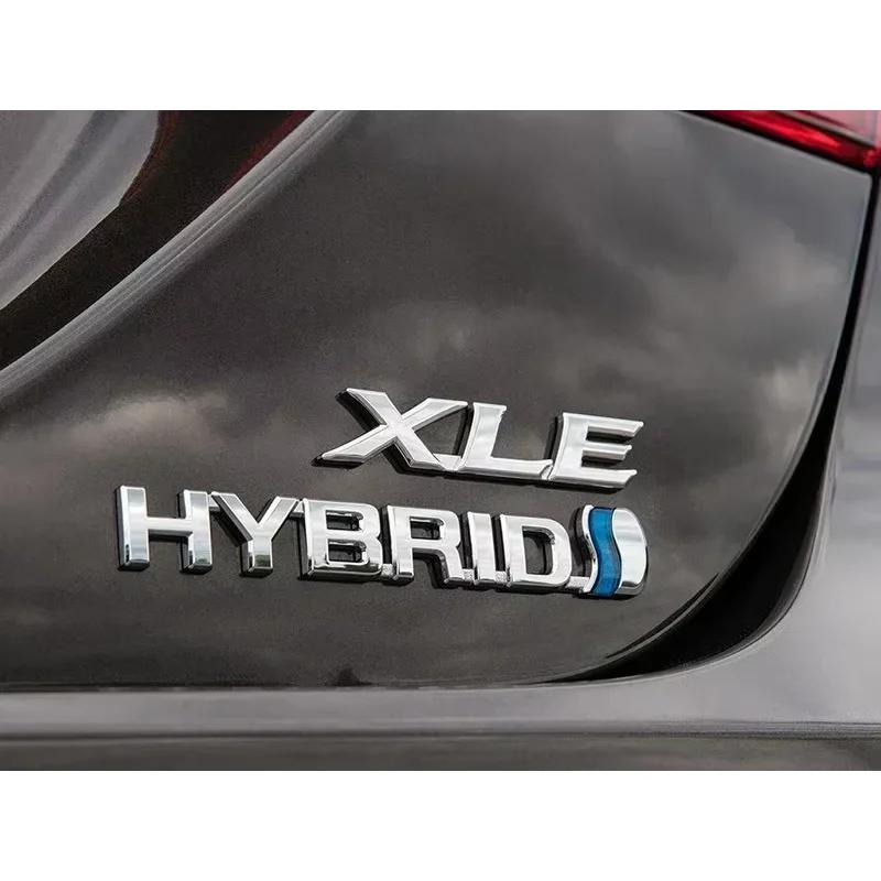 RE02Metal XLE Logo Letters Car Rear Trunk Emblem Badge Sticker Decals For Toyota Sienna RAV4 Corolla Camry Car Styling Accessories