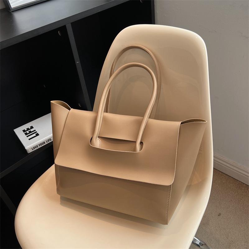 Retro-Tasche mit großer Kapazität, neue Mode-Handtasche für Damen, Pendler-Tragetasche