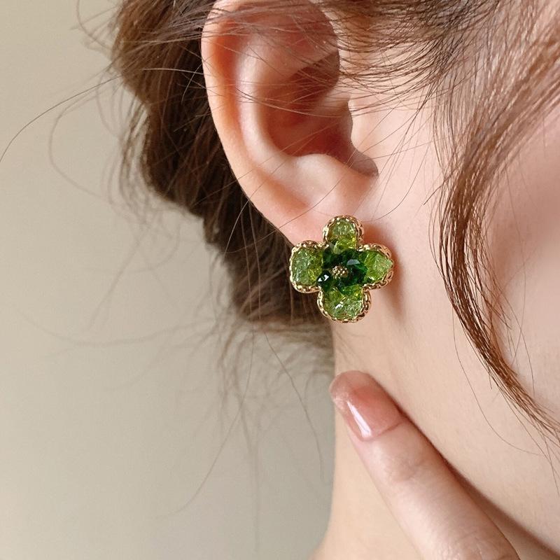 

Винтажные серьги-гвоздики с цветочным принтом и зеленым кристаллом, уникальный дизайн