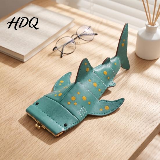 Lightweight Cosmetic Holder Whale Shark Sunglasses Case Creative Faux Leather Pencil Pouch Unique Birthday Gift for Kids Portable Eyeglasses