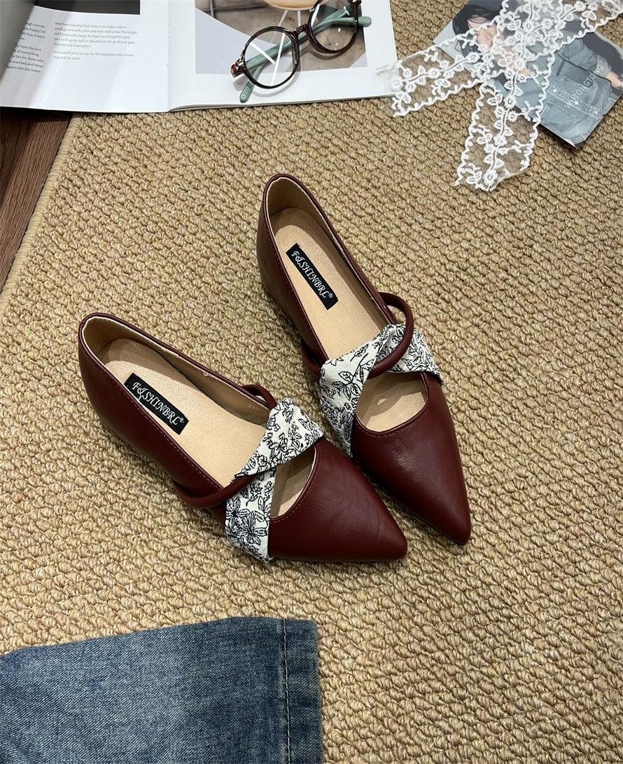 

Inner height increase, flat-bottomed retro ballet single shoes women s shoes 2025 new spring, autumn and winter French small fragrance gentle evening 39 красный