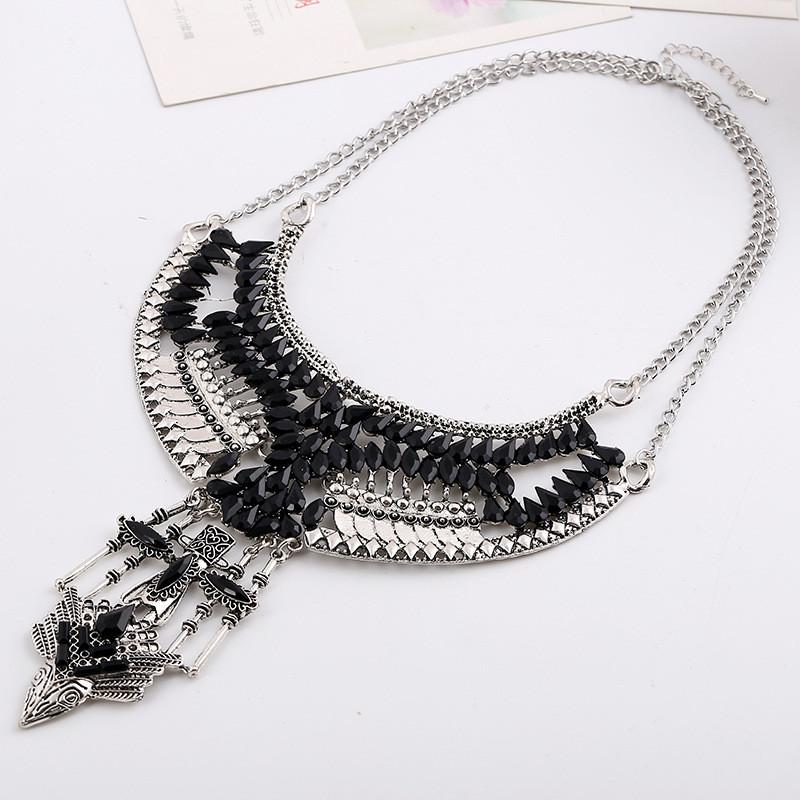 Bohemian Geometric Retro Necklace With Alloy Finish For Unisex Travel Gift