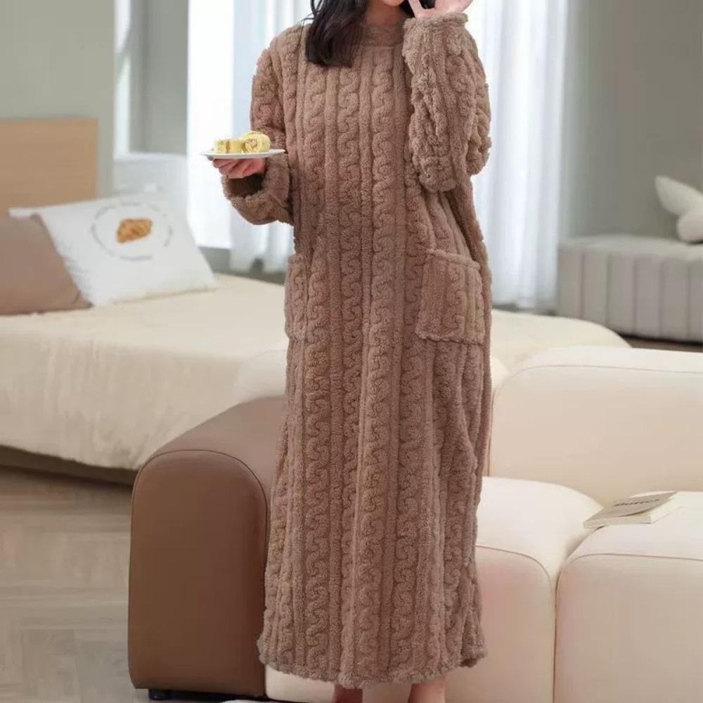 **Kadın Flanel Pijama Takımı Yuvarlak Yaka Jakarlı Uzun Peluş Kalın Sıcak Ev Giyimi**