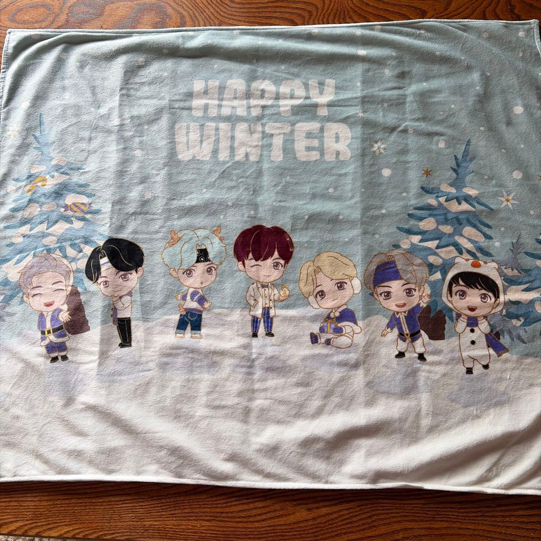 [USED] K-POP Character Winter Blanket