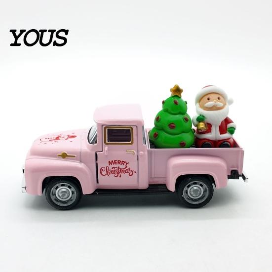 Christmas Table Centerpiece Pickup Truck Figurine, Vintage Car Statue with Santa Claus, Decorative Metal Tree, Snowman, Miniature Alloy Vehicle