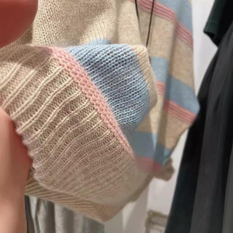 Beauty Melts~ Pink and Blue Contrast Color Loose Crew Neck Pullover Striped Knitted Sweater Women's Autumn and Winter