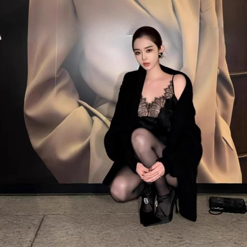 High Heels New Spring Temperament Small Square Toe Crystal Buckle Straight Strap Stiletto Wrapped Head Sandals