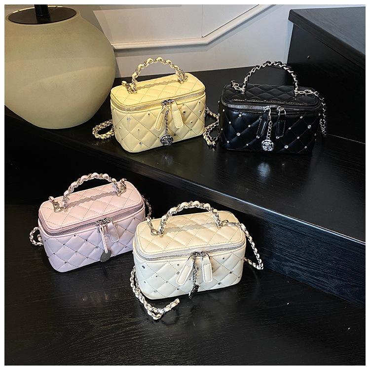Xiaoxiangfeng Diamond Chain Bag Women's 2025 New Trendy Fashion Spring and Summer Bucket Bag Super Fire Versatile Messenger Bag
