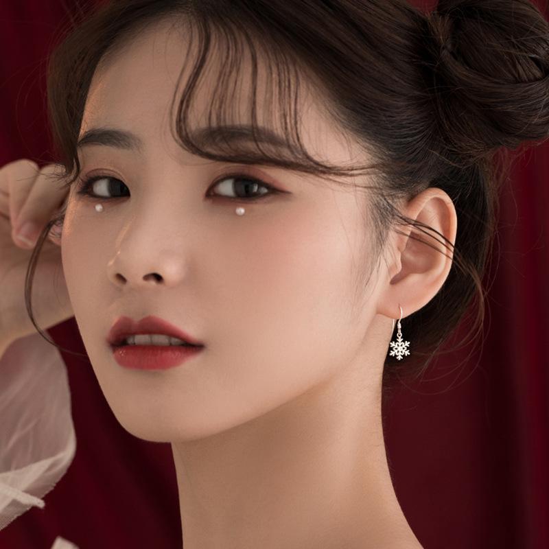 925 Sterling Silver Snowflake Earrings - Simple Flower Studs & Girlish Heart Dangles for Autumn/Winter