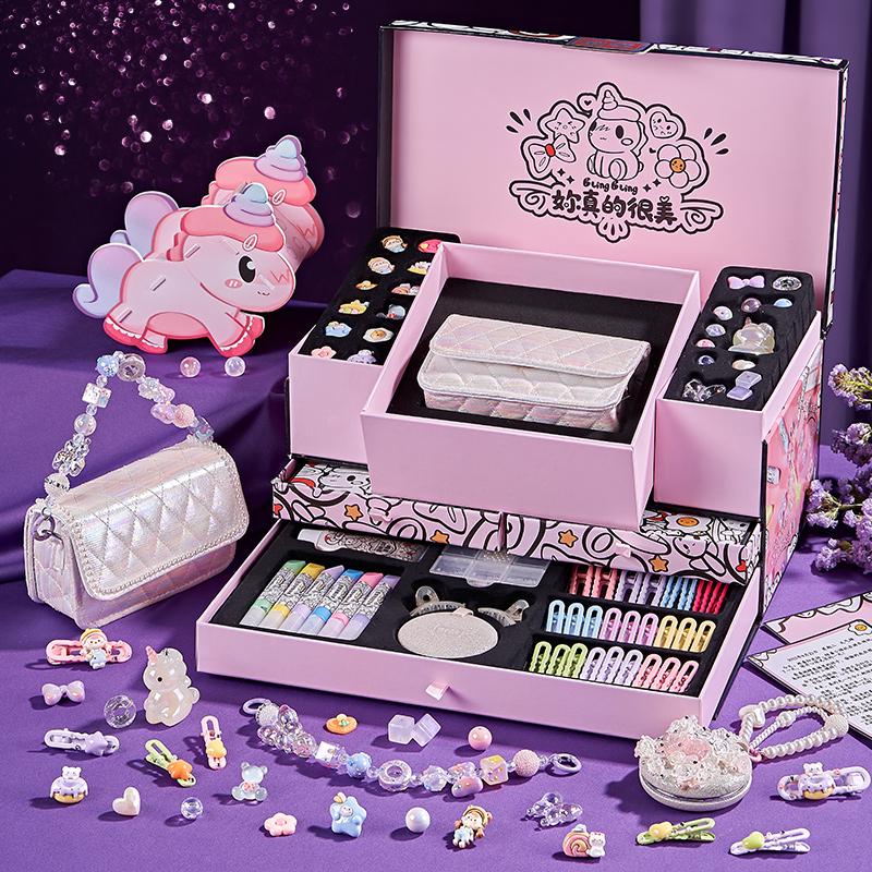 

Подарочный набор премиум-класса на день рождения для девочек от 6 лет - 5 игрушек