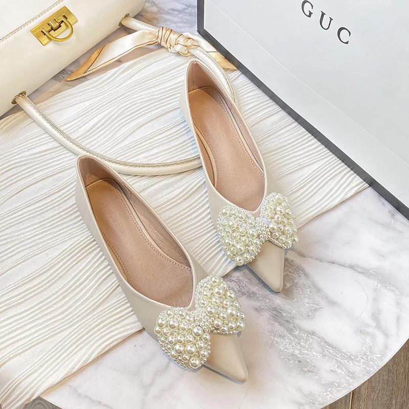 New Women Leather Flat Shoes Beautiful Pearl Bowknot Casual Boat Shoes Fashion Slip-on Loafers