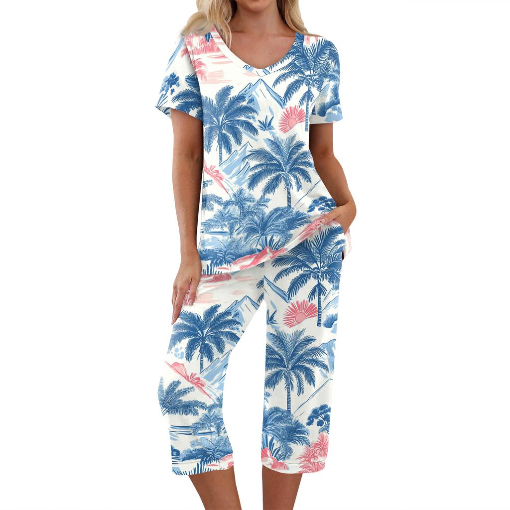 Women's Two Piece Set Hawaiian Print Short Sleeve Top and Casual Capri Pants Lounge Wear Summer Outfit Lightweight Soft Fabric