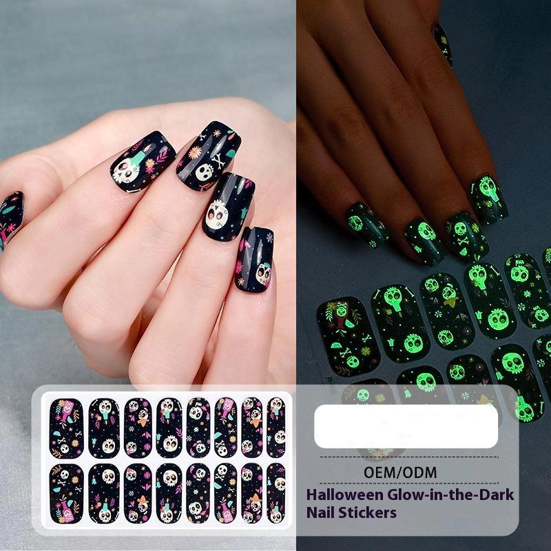 

1 аркуш Хелловінські наклейки для нігтів Водонепроникні Європейські та американські Мультяшні Дитячі Милі Без випікання Нічний світло Декорація для нігтів A15