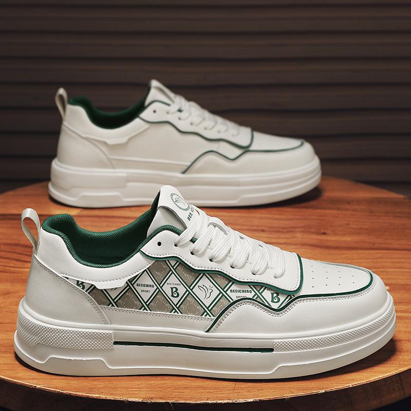 New Shoes for Men Leather Casual Shoes Trend Checked Flat Skateboard Shoes Youth Cool Lace-up Sneaker