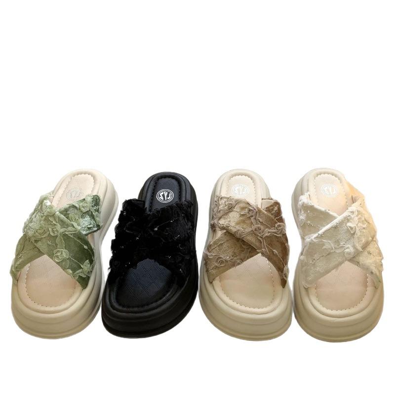 Beautiful slippers women's summer outer wear new thick-soled heightened non-slip skirt beach cool slippers