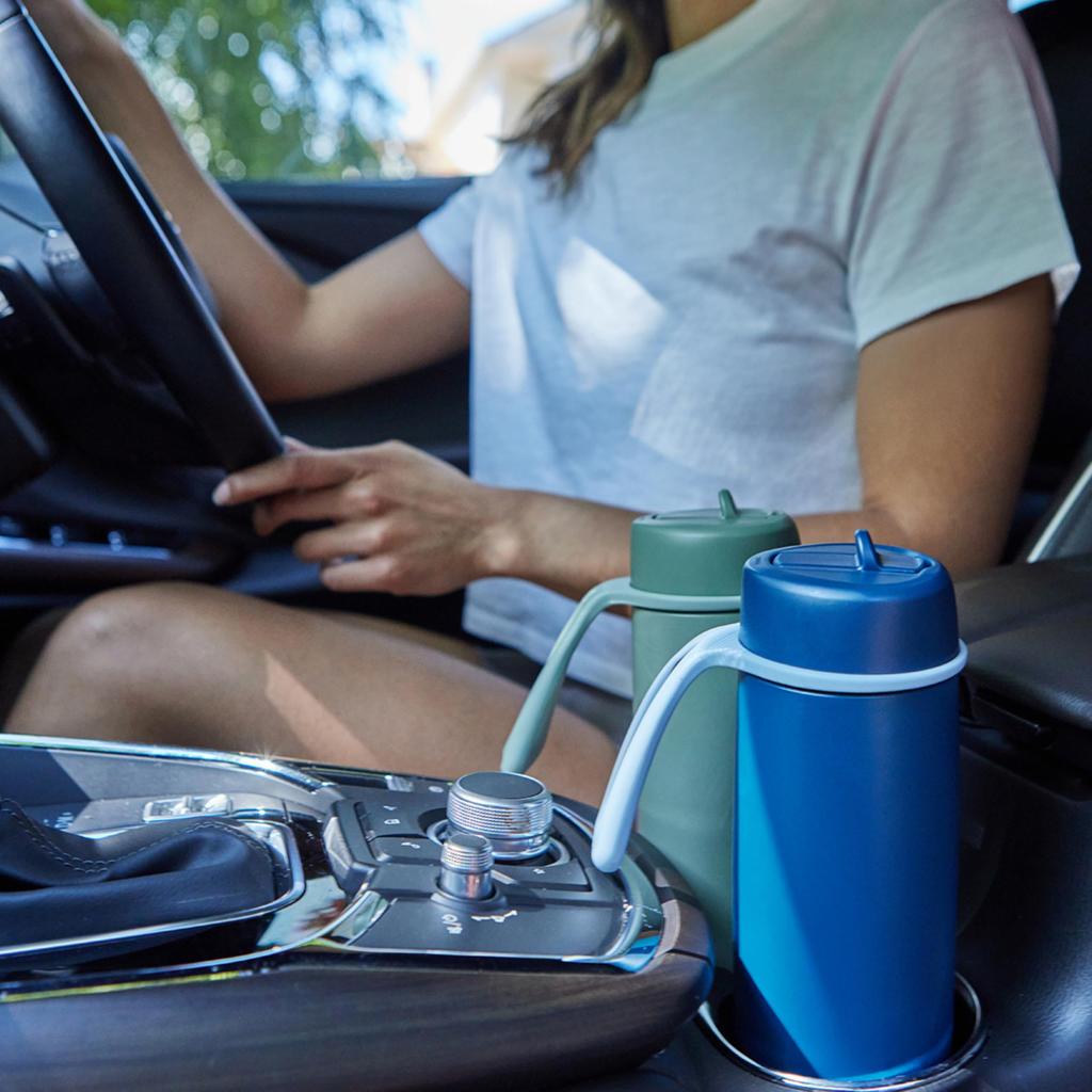 B.box (690ml Insulated Flip Top Bottle)