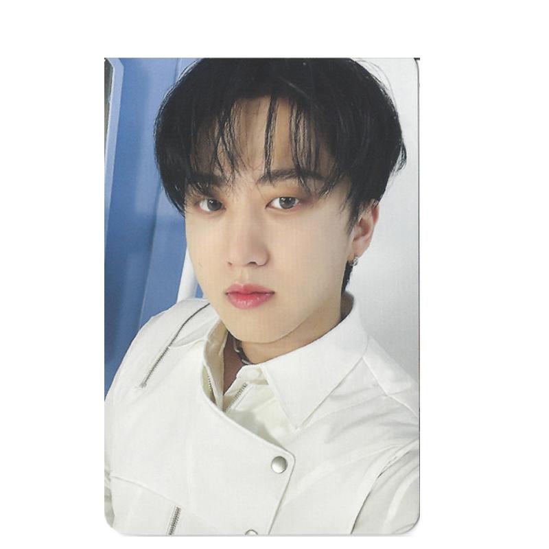 

Бездомные дети : Специальная официальная фотокарточка PILOT и неизданная фотокарточка Rockstar (Саундвейв Специальный) CHANG BIN (PILOT)