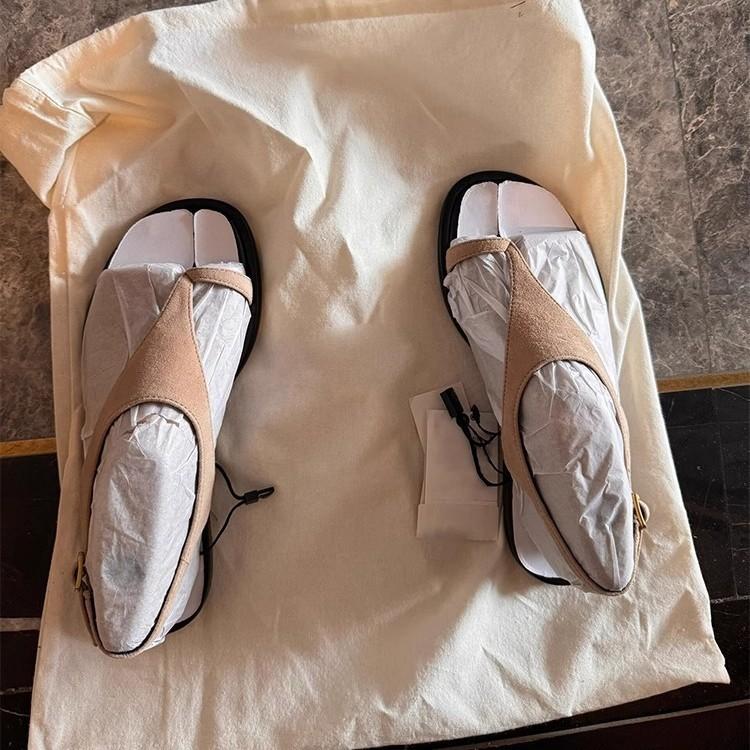 Soft Leather Version~ Retro Matte Leather Cover Toe Sandals Women's Round Head Outer Wear Casual Vacation Style Word with Flat Shoes