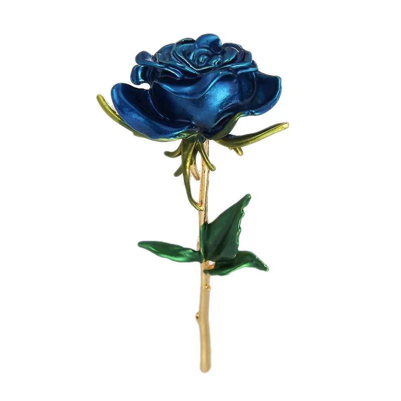 Exquisite Retro European & American Style Brooch: Unique Vintage Fashion Pin for Women - Elegant Oil Drop Design.