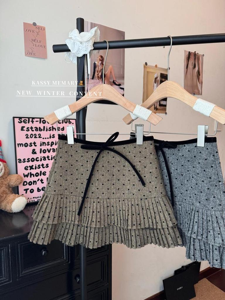 Women's Plus Size Grey Polka Dot Knit Wool A-Line Pleated Short Skirt with High Waist