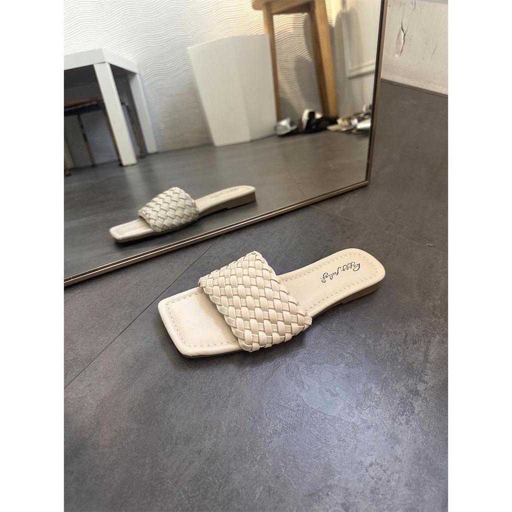 One-word Slippers Women Wear Flat-bottomed French Feeling In Summer 2025 Thai Sandals Women Beach Beach Vacation