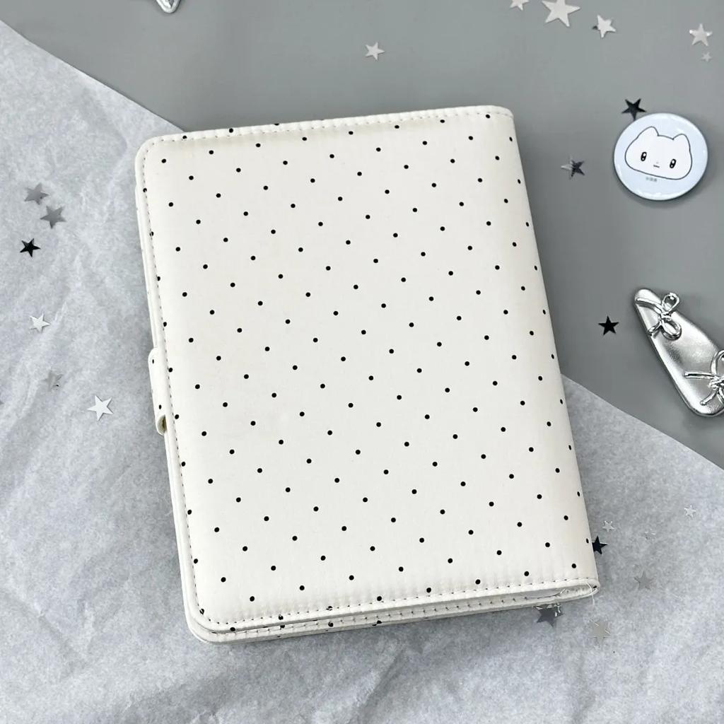 Album Photo K-Pop à 4 Poches Beige à Pois Reliure pour Cartes pour Cartes de Collection Ins & Photos Polaroid Livre de Stockage Mémoire