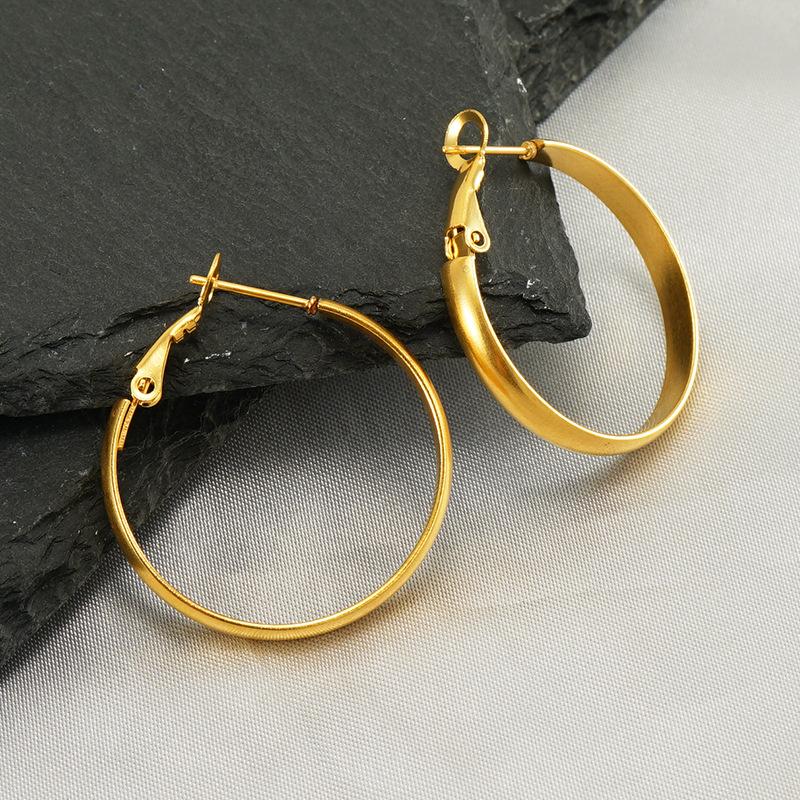 Fashion Stainless Steel Earrings, High-end Earrings, Plain Rings, Niche Design, Simple, Fashionable and Versatile Women