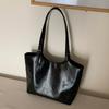 Bags, niche tote bags, large-capacity women's new models, women's commuter bags, versatile shoulder bags, women's bags