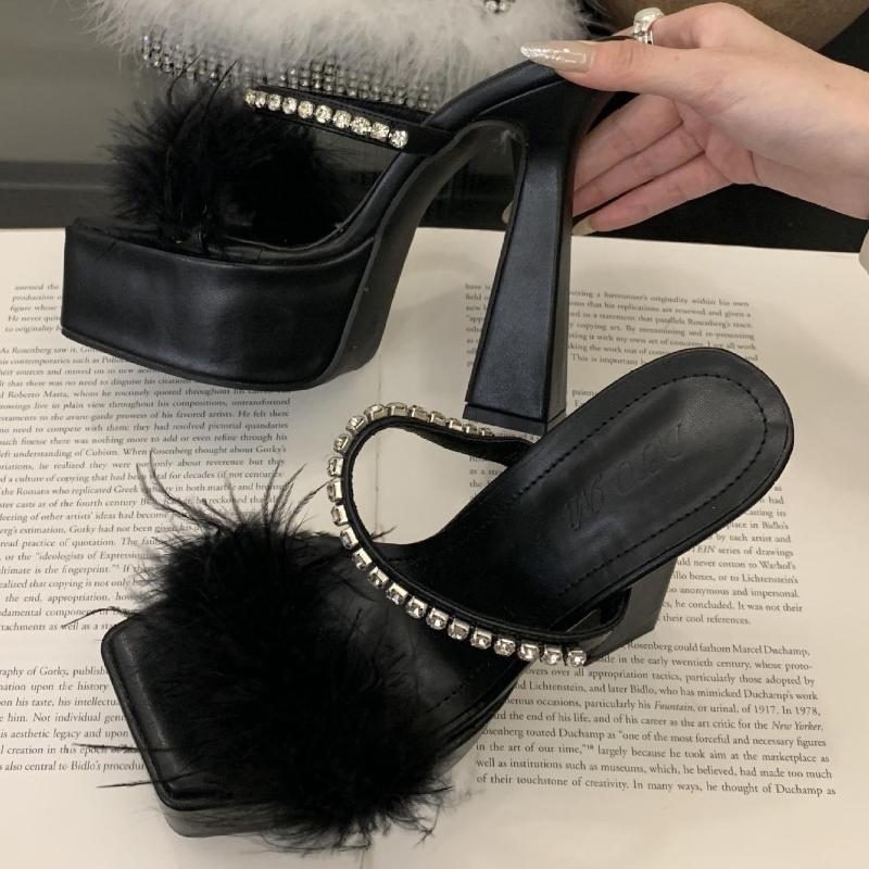 Fashion Sexy Slippers Women Rhinestone Fluffy Feather Sandals Platform Chunky High Heels Party Nightclub Ladies Mules Shoes Pantuflas