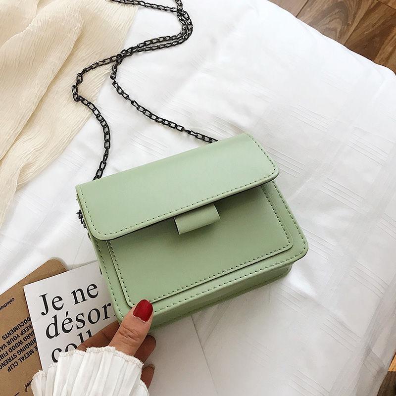 New Small Bag Women's 2023 Spring New Fashion INS Trendy Wide Shoulder Strap Small Square Bag Retro One Shoulder Crossbody Bag