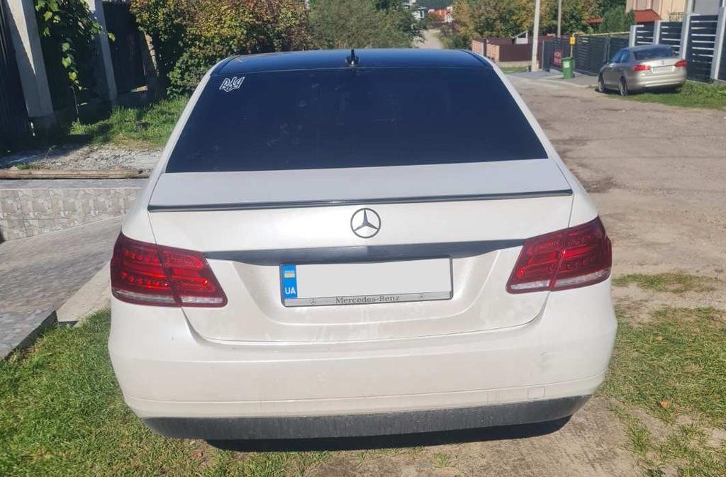 Luminile din spate (set, restyling) pentru Mercedes Clasa E W212 2009-2016