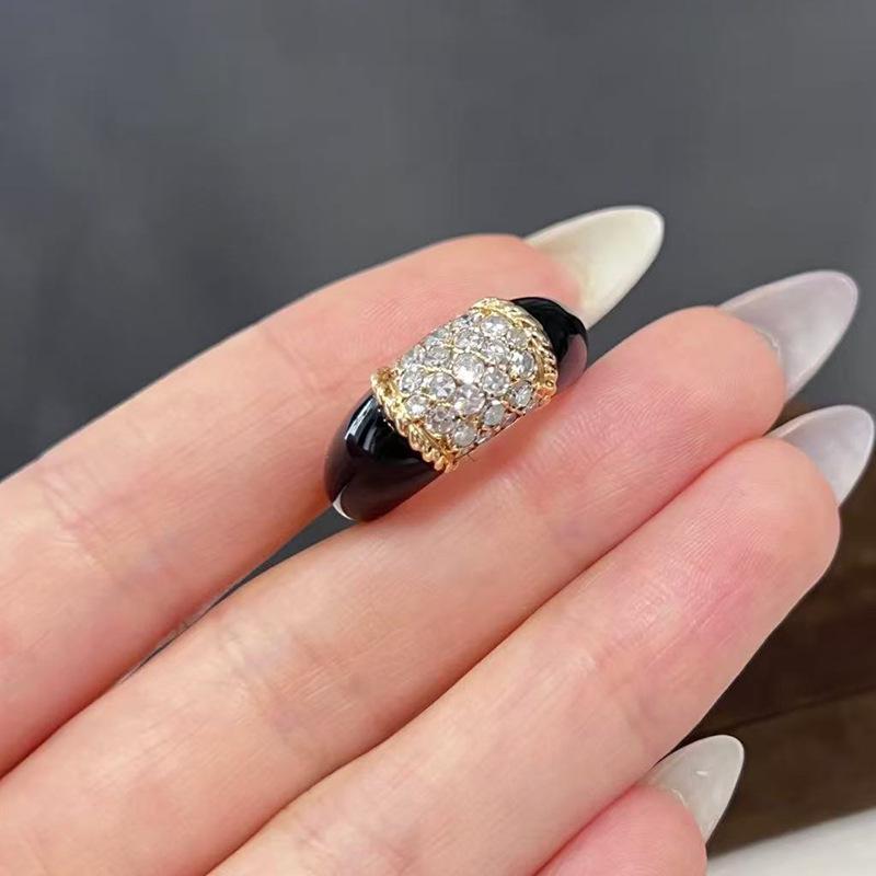 

Luoxi Temple European & American S925 Silver Vintage Gold Ring - Retro Elegance Size 7