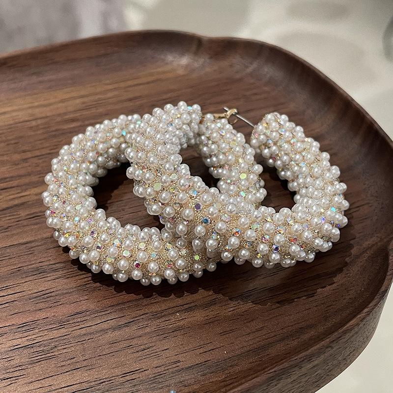 Light Luxury, Exaggerated Rice Beads, Exquisite Shiny Pearls, Exaggerated Large Hoop Earrings, Versatile Women's Earrings