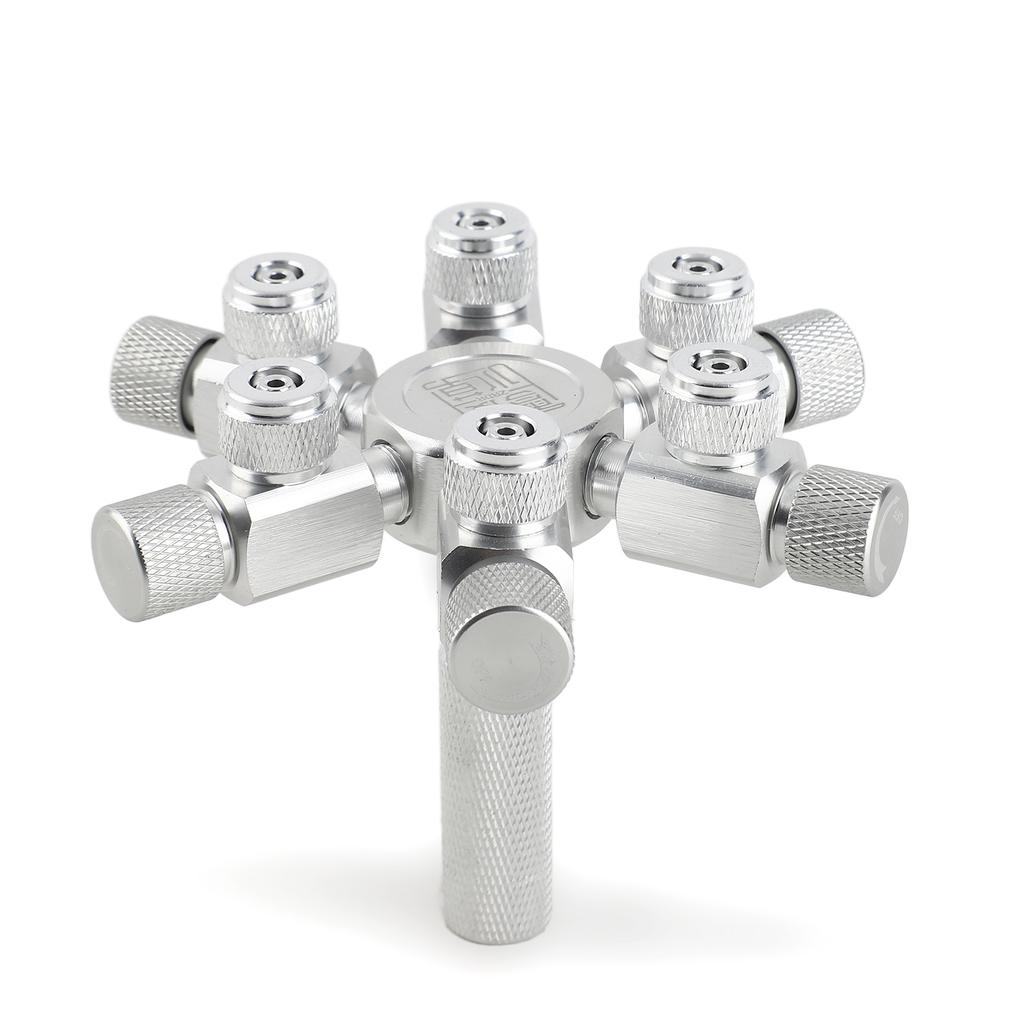 Akvarijní nádrž CO2 Rozdělovač Regulátor Distributor Jehlový Jemně Nastavovací Ventil pro CO2 Regulátor