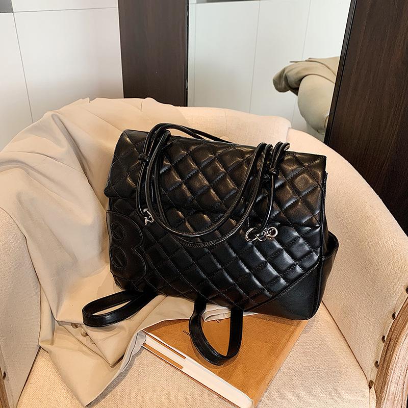 Backpack Bag Women's New Trendy Fashion Diamond Shoulder Armpit Bag Large Capacity Backpack