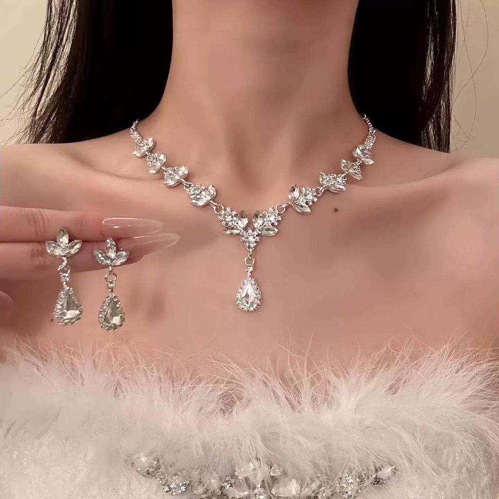 Elegant Waterdrop Diamond Tassel Necklace and Earrings Set for Women