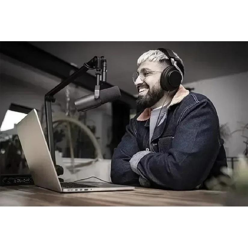 SM7B Professional Dynamic Cardioid Microphone For Live Vocals Recording Performance Studio Selectable Frequency Response Mic