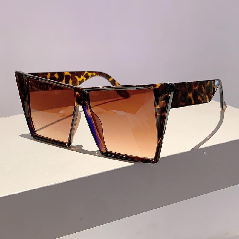 

KAMMPT New Vintage Cat Eye Trends Shades Fashion Brand Gradient Beach Sunglasses Women Oversize Decor Leopard Sun Glasses as picture shows