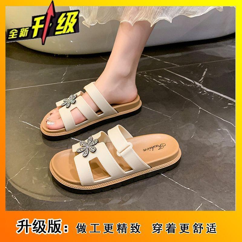 Flower Fairy Wind Beach Shoes Female Summer Wear 2025 New Super Fire Soft Sole One-word Drag Rhinestone Flat Slippers