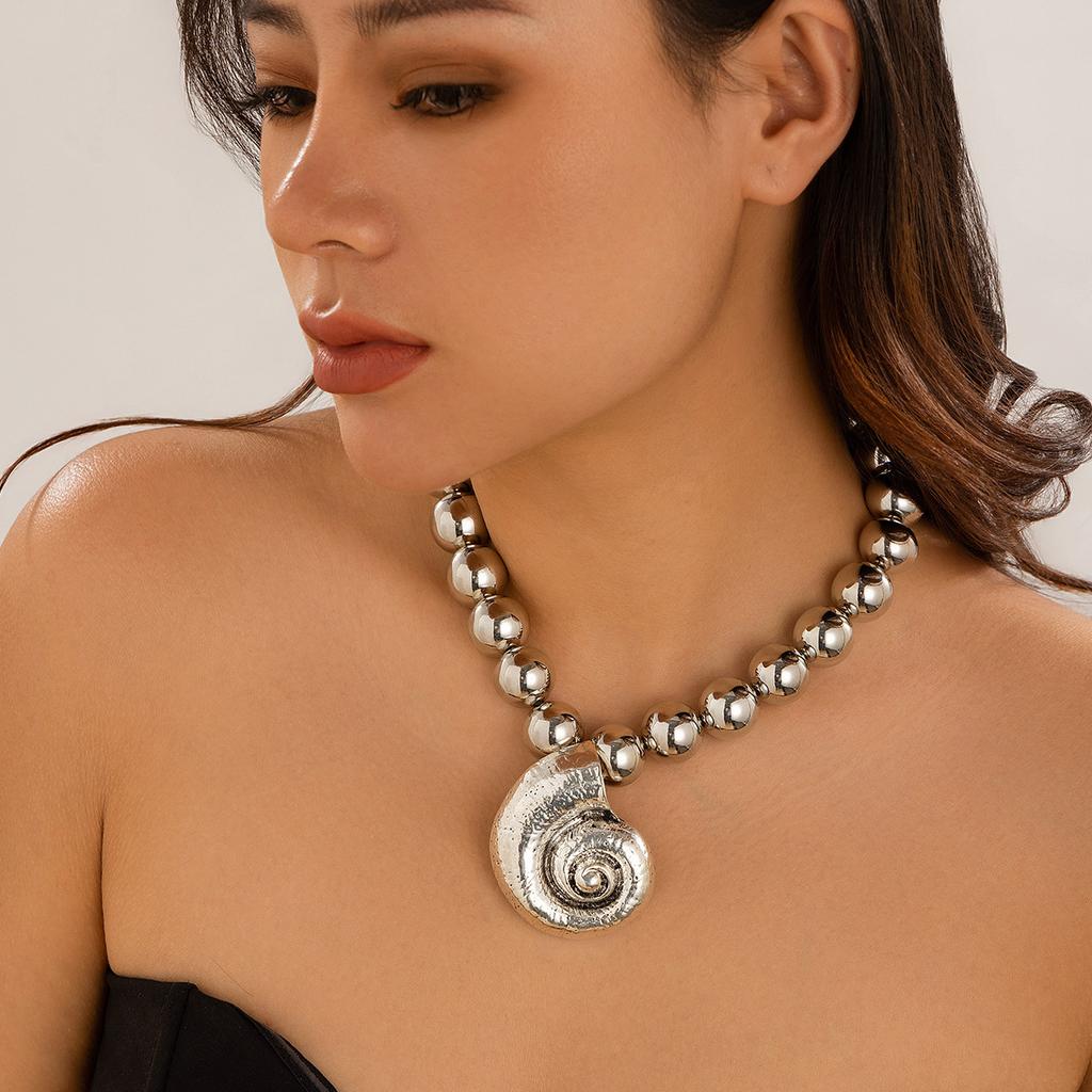 Ocean Wind Sea Star Pearl Necklace Women Beach Conch Metal Wind Beaded Necklace