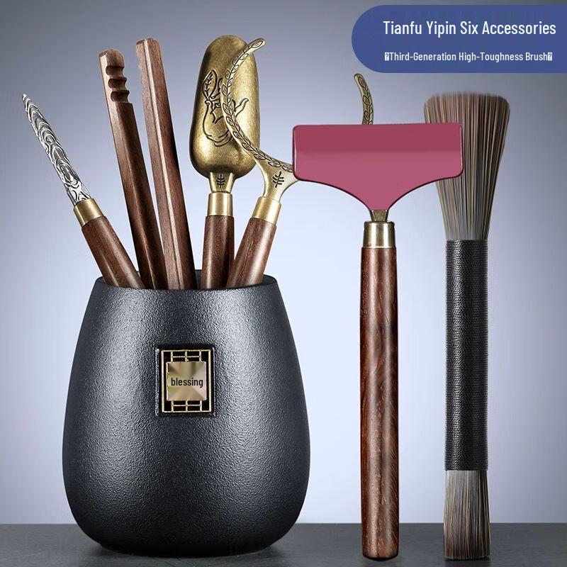 

Набор «Шесть благородных мужей» для чайной церемонии Гун Фу