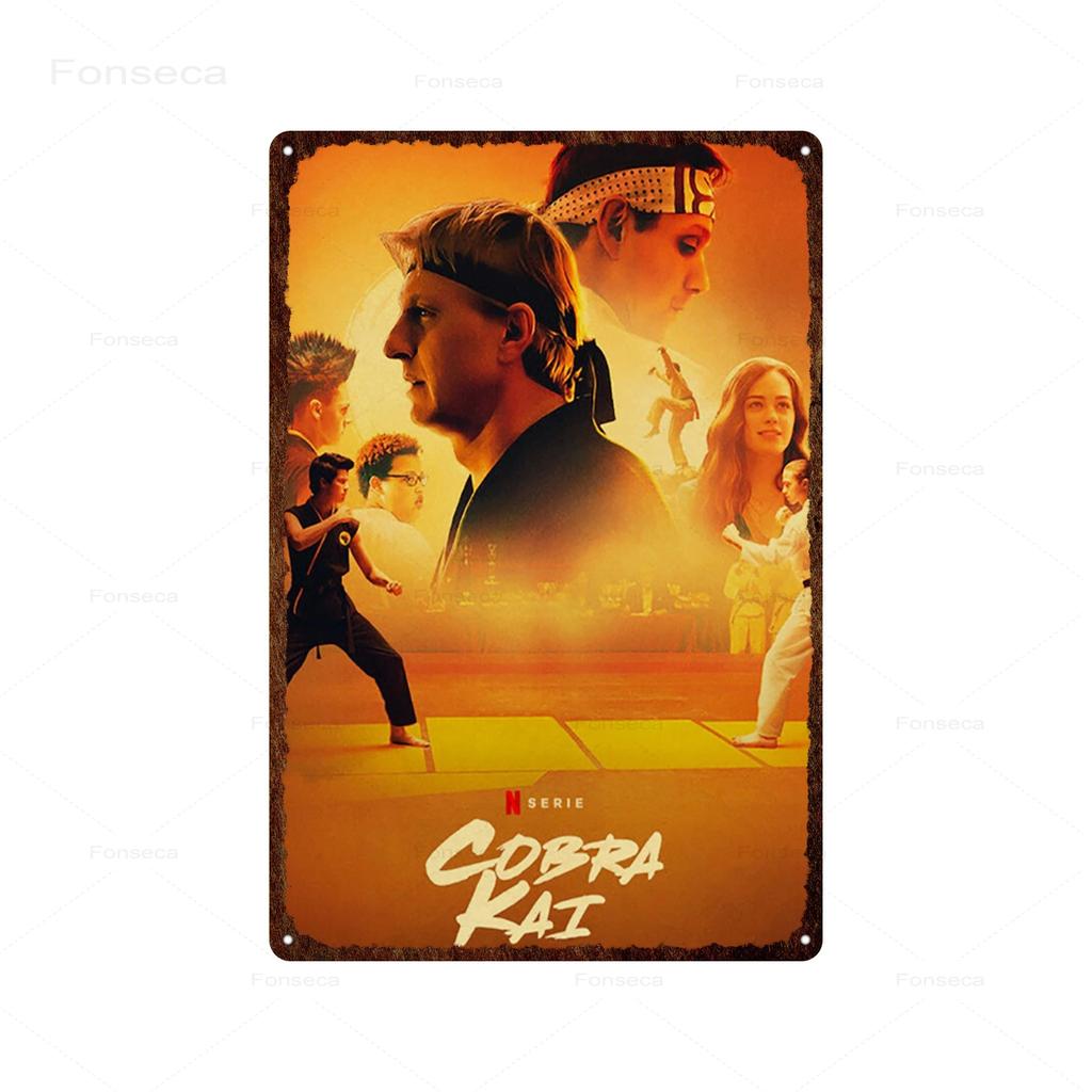 Klasický Kung Fu Komediální Film Kovové Plechové Značky Cobra Kai Retro Umění Nástěnná Samolepka Plakát pro Bar Místnost Domácí Dekorace Plechové Tabule