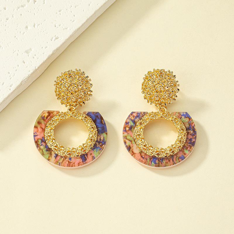 Retro Palace-Inspired Stud Earrings – Classic Vintage Jewelry for Women’s Sophisticated Look