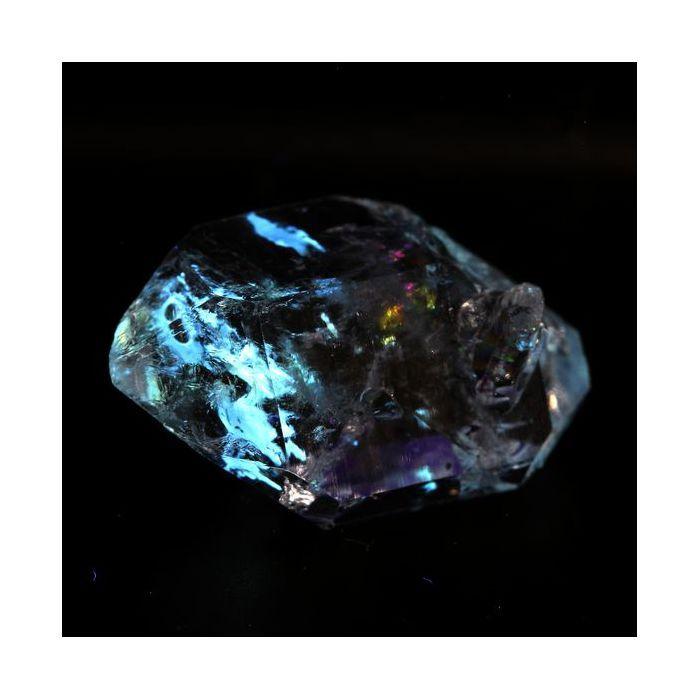 Pierres et Minéraux. Quartz Petrole. 7.93 ct. Balochistan, Pakistan.