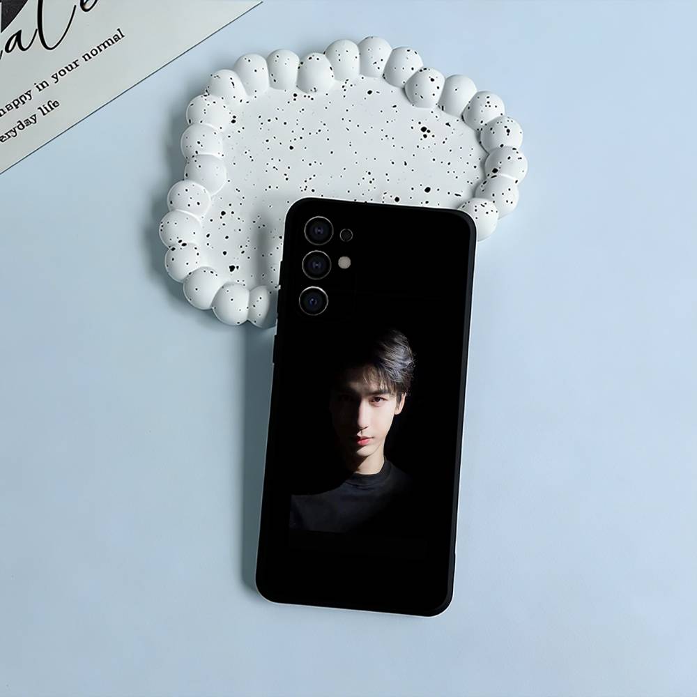Actor Linghe Zhang Phone Case For Samsung S25,S24,S21,S22,S23,S30,Ultra,S20,Plus,Fe,Lite,Black Soft Silicone